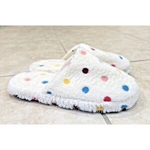 New Soft Fuzzy White Polka Dot Slippers Sz 40/41 US 9/10 Comfort Lounge Slides